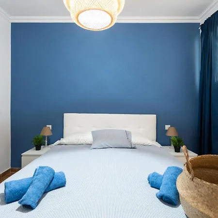 Charming 2 Apartment, 3 Beds-10 Min Walk To Canteras Daire Las Palmas de Gran Canaria