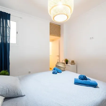 Daire Charming 2 Apartment, 3 Beds-10 Min Walk To Canteras *